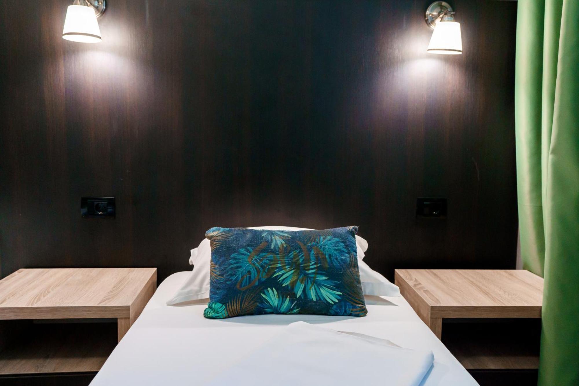 Raluca Hotel Navodari Ngoại thất bức ảnh