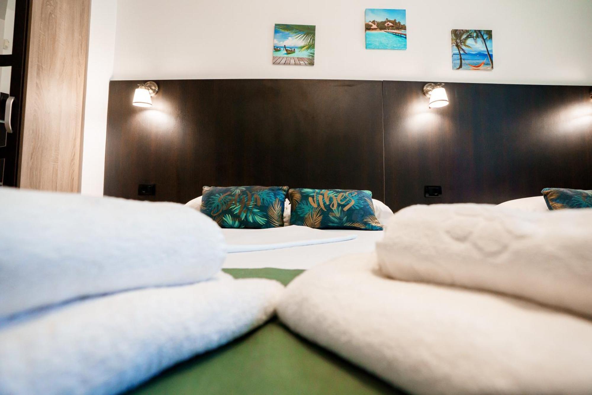 Raluca Hotel Navodari Ngoại thất bức ảnh