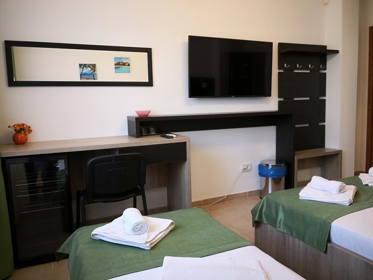 Raluca Hotel Navodari Ngoại thất bức ảnh